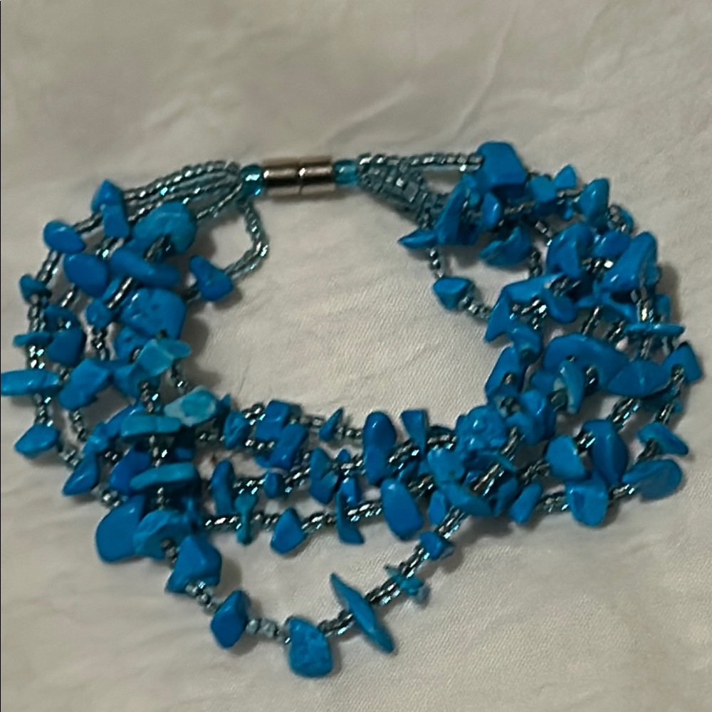 💕3/$15💕 Turquoise Beaded Bracelet